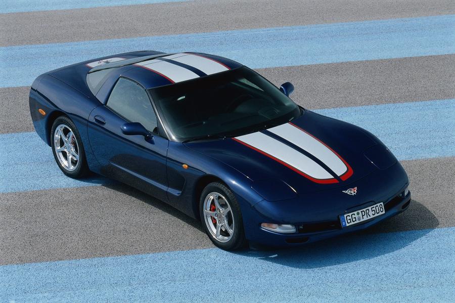  Chevrolet Corvette 2000 года  (фото 9 из 22)
